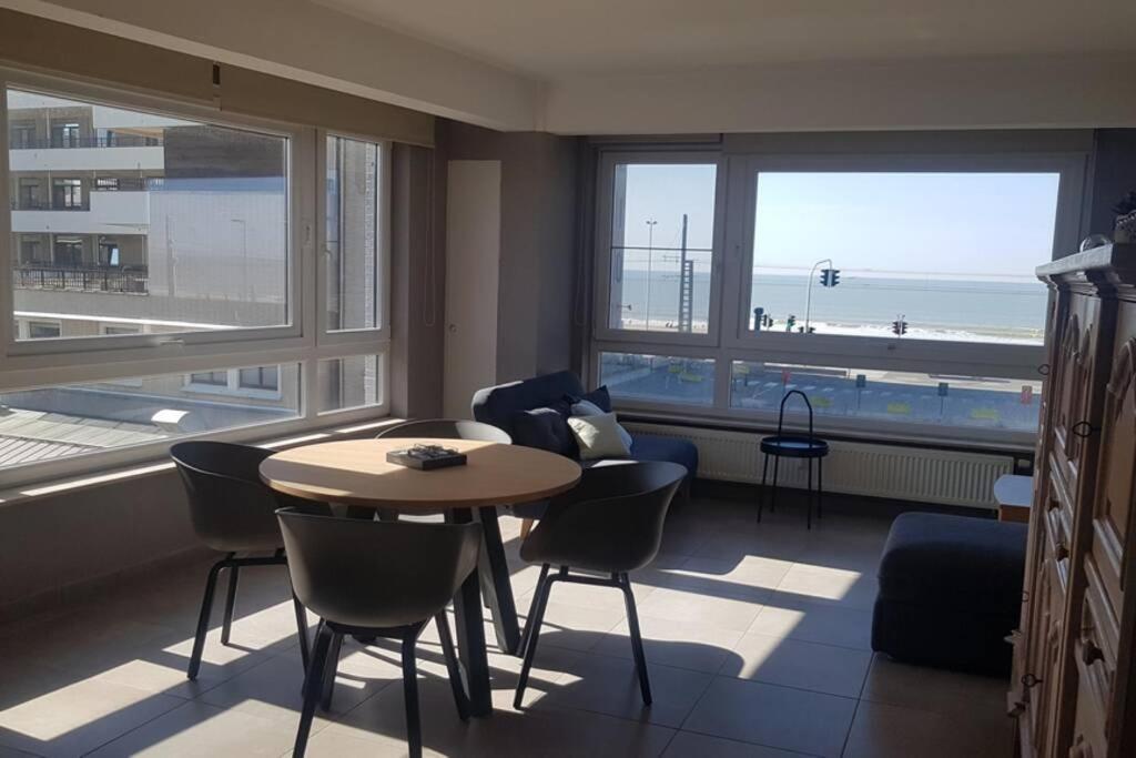 Oostende Studio Voor 2 Of 3 Pers Met Zeezicht Kültér fotó
