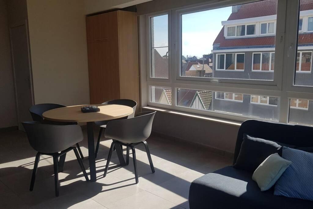 Oostende Studio Voor 2 Of 3 Pers Met Zeezicht Kültér fotó
